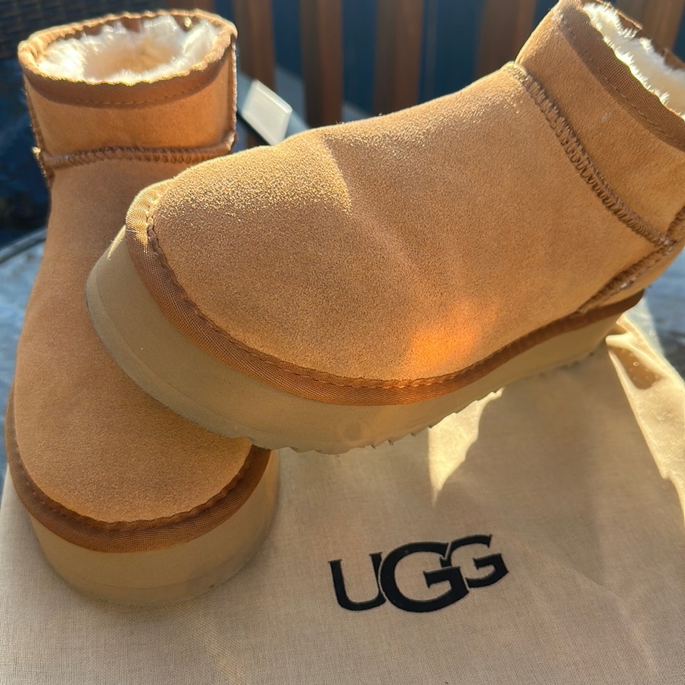 Platform Mini Boots
